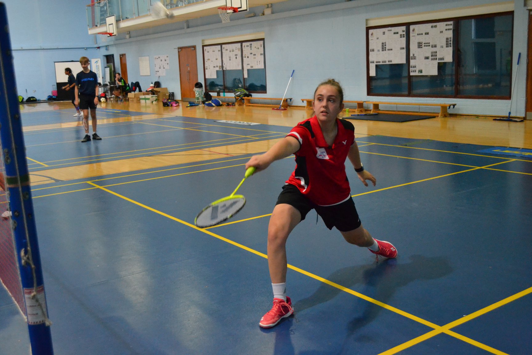 Fy helpu i ddatblygu yn y gêm rwy’n ei charu